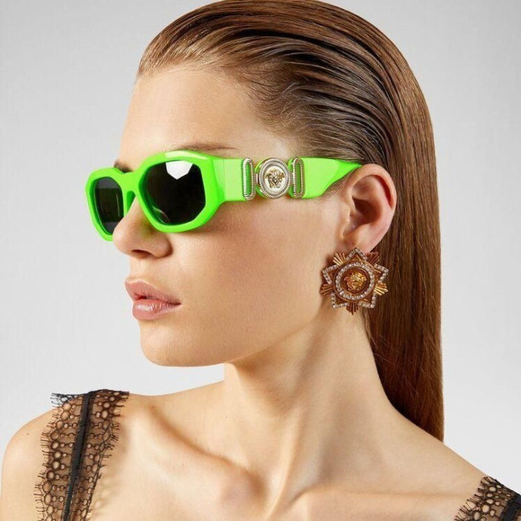 ? Versace VE4361 531987 Sunglasses Fluorescent Green Oval Unisex main image 10